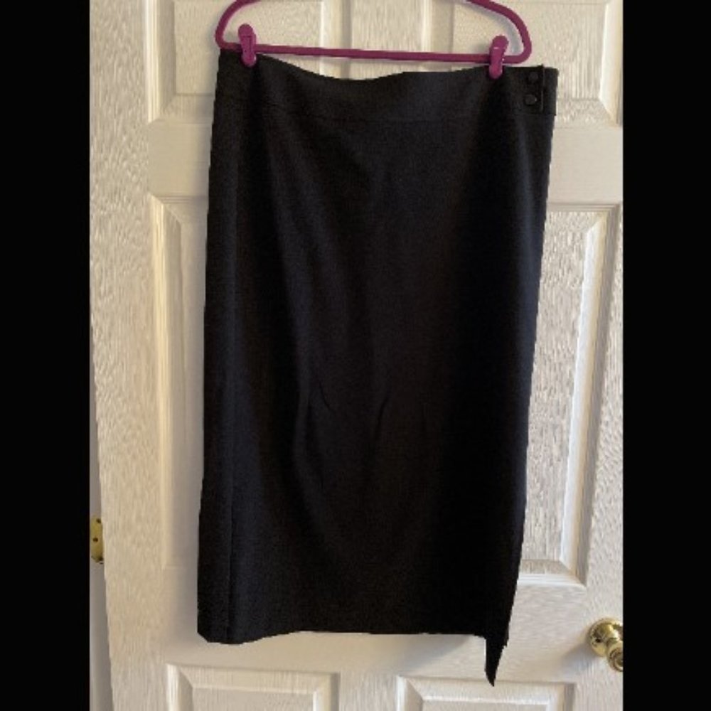 Black Stretch Pencil Skirt - Size 16